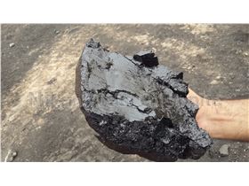 Gilsonite lump with ash percentage between Zero and 25